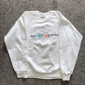 Vintage Walt Disney World White Crewneck Sweatshirt Rainbow Size Small